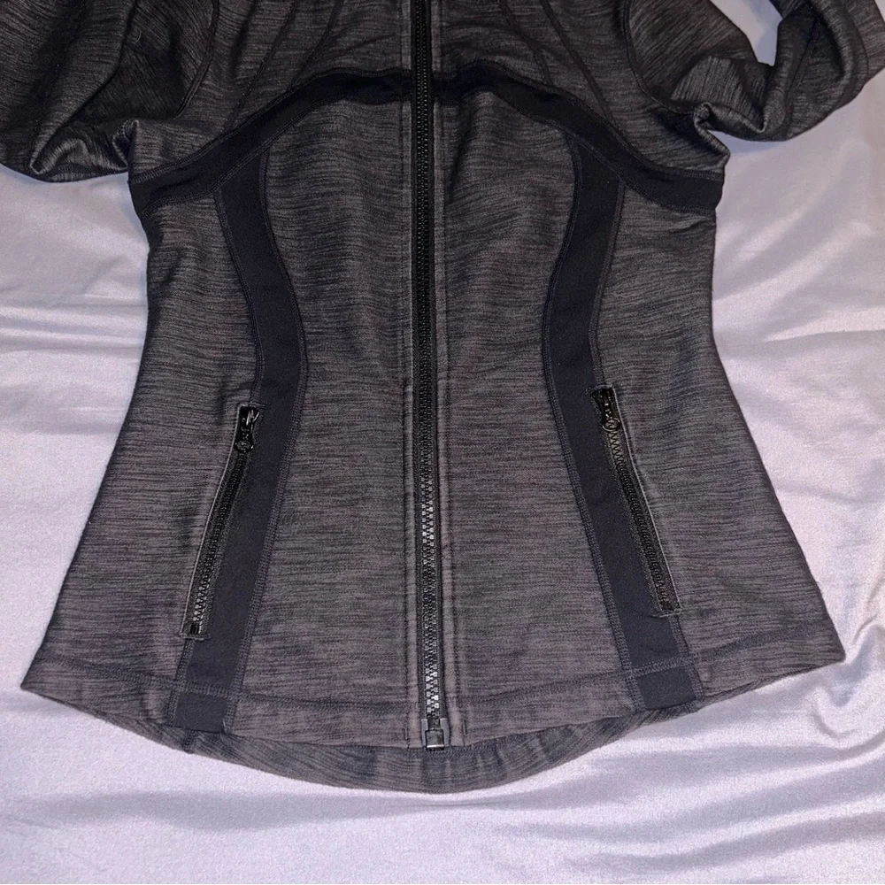 Lululemon Define Jacket - Picture 3 of 16